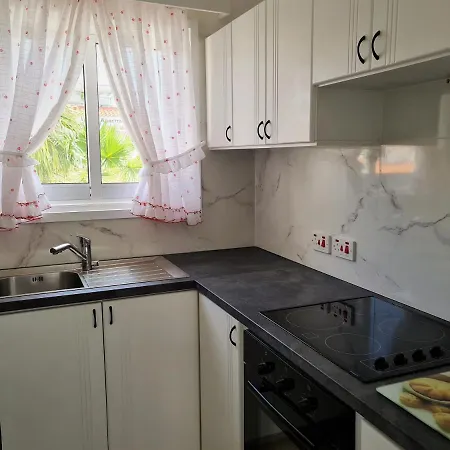 Easystay Two Bedroom Appartement Larnaca